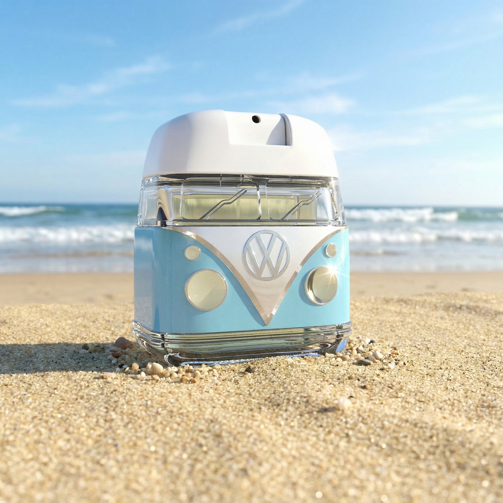 Adventure fragrance on the beach
